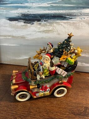 Fitz & Floyd Musical - Festive Red Santa Sleigh Car Holiday Figurine